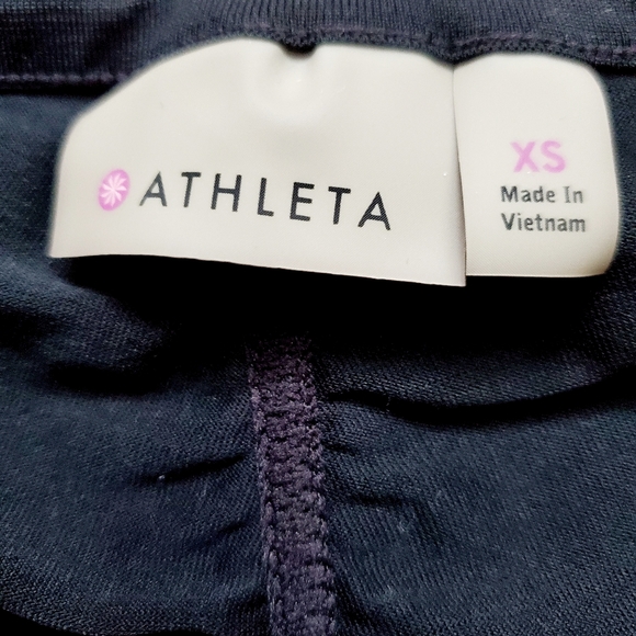 Athleta half-zip long sleeve running shirt Size XS - Picture 7 of 7
